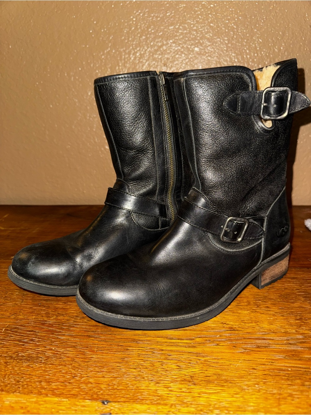 UGG Chaney Black Leather Mid-Calf Buckle Moto Boots SZ 11